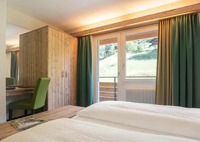 阿尔皮纳餐厅酒店 格林德瓦