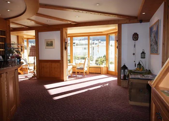 Hotell Restaurant Alpina 3*