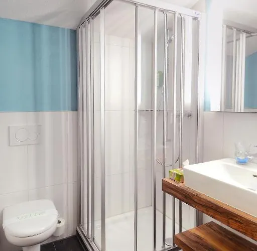 阿尔皮纳餐厅酒店 3*