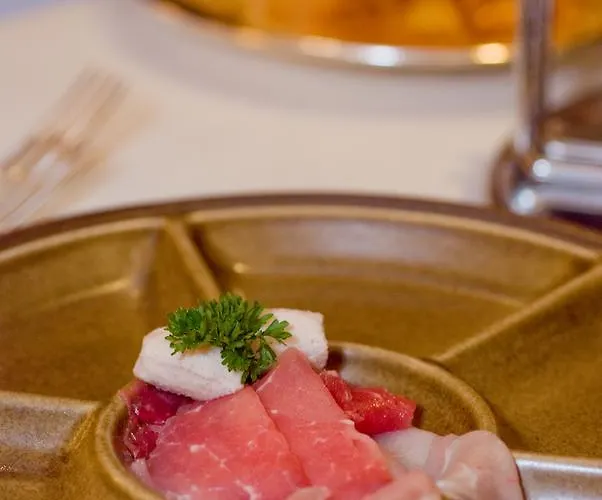 Restaurant Alpina Hotel 3*